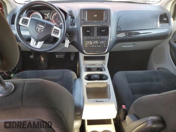 ✅ 2015 Dodge Grand Caravan SXT • VIN: 2C4RDGCG0FR718448 • Lot: 92817735. Listed on Copart with 176,474 mi. Free auction sales archive from the USA and detailed vehicle history report at DreamBid. Image 8.