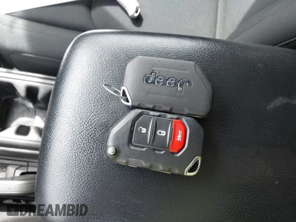 ✅ 2021 Jeep Wrangler Unlimited Sport S • VIN: 1C4HJXDG1MW594522 • Lot: 41715891. Wystawiony na IAAI z przebiegiem 88 821 mil. Bezpłatny archiwum sprzedaży aukcyjnych z USA i szczegółowy raport historii pojazdu na DreamBid. Zdjęcie 11.