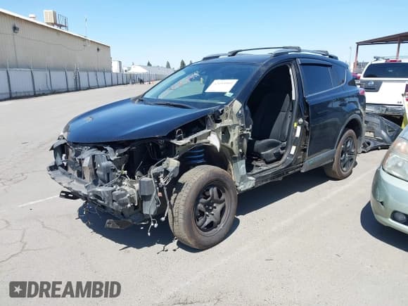 ✅ 2017 Toyota RAV4 LE • VIN: 2T3ZFREV6HW371315 • Lot: 42495989. Wystawiony na IAAI z przebiegiem 154 702 mil. Bezpłatny archiwum sprzedaży aukcyjnych z USA i szczegółowy raport historii pojazdu na DreamBid. Zdjęcie 23.