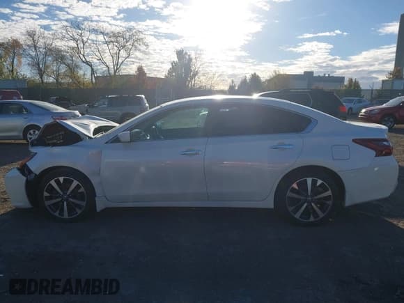 ✅ 2017 Nissan Altima SV • VIN: 1N4AL3AP0HC259905 • Лот: 43628850. Опубликован ранее на IAAI с пробегом 51 308 миль. Бесплатный доступ к архиву аукционных продаж из США и подробный отчёт об истории автомобиля на DreamBid. Изображение 14.