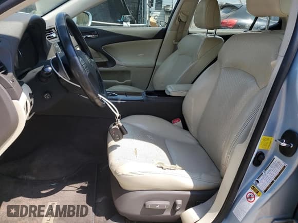 ✅ 2012 Lexus IS 250 • VIN: JTHCF5C20C5056466 • Лот: 60445995. Опубликован ранее на Copart с пробегом 109 737 миль. Бесплатный доступ к архиву аукционных продаж из США и подробный отчёт об истории автомобиля на DreamBid. Изображение 7.