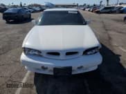 ✅ 1999 Pontiac Bonneville SE • VIN: 1G2HX52K1XH230723 • Lot: 86333265. Listed on Copart with 126,106 mi. Free auction sales archive from the USA and detailed vehicle history report at DreamBid. Image 5.