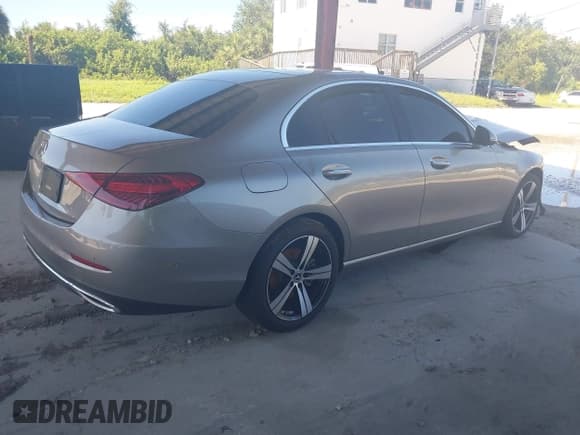 ✅ 2023 Mercedes-Benz C 300 • VIN: W1KAF4GB6PR131690 • Lot: 42821463. Listed on IAAI with 35,392 mi. Free auction sales archive from the USA and detailed vehicle history report at DreamBid. Image 4.