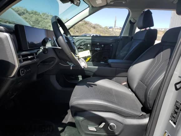 2024 Hyundai Santa Fe SEL с VIN 5NMP2DGL8RH027945, выставлен на аукционе Copart как лот 53901505 с пробегом 22 069 миль миль и Чистый • Clean title. История ставок и продаж доступна на DreamBid. Изображение 7.