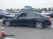 ✅ 2014 Mercedes-Benz C 250 Sport • VIN: WDDGF4HB8EA940242 • Lot: 42661812. Wystawiony na IAAI z przebiegiem 167 902 mil. Bezpłatny archiwum sprzedaży aukcyjnych z USA i szczegółowy raport historii pojazdu na DreamBid. Zdjęcie 14.