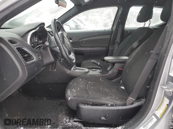 ✅ 2014 Dodge Avenger SXT • VIN: 1C3CDZCB1EN226386 • Лот: 86951514. Опубликован ранее на Copart с пробегом 149 474 миль. Бесплатный доступ к архиву аукционных продаж из США и подробный отчёт об истории автомобиля на DreamBid. Изображение 7.