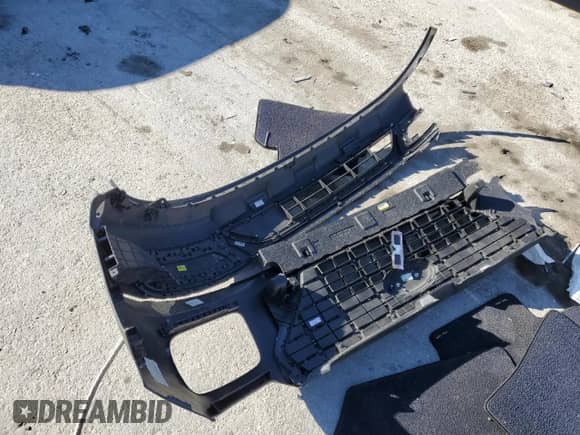 ✅ 2023 Hyundai Venue SEL • VIN: KMHRC8A33PU220527 • Лот: 83987914. Размещён на Copart с пробегом 14 461 миль миль. Получите бесплатный доступ к архиву аукционных продаж из США и посмотрите подробный отчёт об истории автомобиля на DreamBid. Изображение 13.