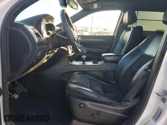 ✅ 2015 Jeep Grand Cherokee Altitude • VIN: 1C4RJEAG9FC926529 • Lot: 85405345. Wystawiony na Copart z przebiegiem 209 641 mil. Bezpłatny archiwum sprzedaży aukcyjnych z USA i szczegółowy raport historii pojazdu na DreamBid. Zdjęcie 7.