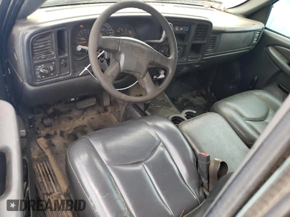 ✅ 2006 Chevrolet Silverado 1500 Work Truck • VIN: 1GCEK14VX6Z274614 • Лот: 72317724. Опубликован ранее на Copart с пробегом 231 091 миль. Бесплатный доступ к архиву аукционных продаж из США и подробный отчёт об истории автомобиля на DreamBid. Изображение 8.