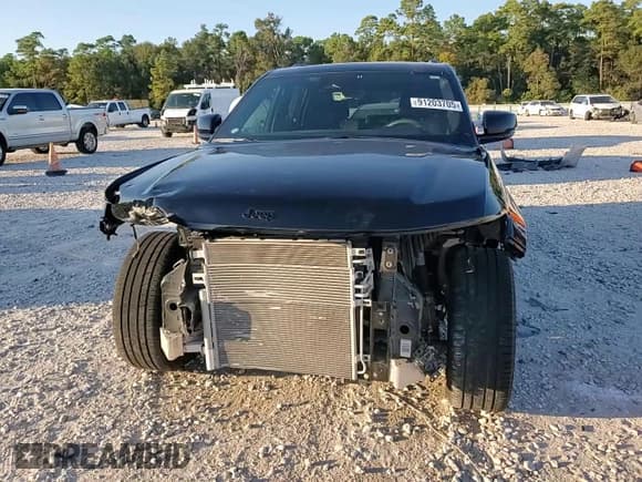 ✅ 2025 Jeep Grand Cherokee Limited • VIN: 1C4RJGBG7SC308579 • Лот: 91203705. Опубликован ранее на Copart с пробегом 21 547 миль. Бесплатный доступ к архиву аукционных продаж из США и подробный отчёт об истории автомобиля на DreamBid. Изображение 14.