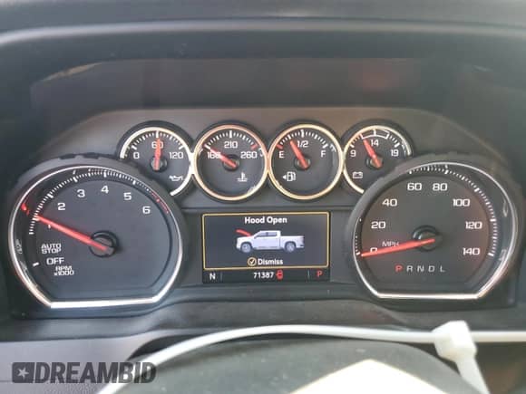 2020 Chevrolet Silverado 1500 LT with VIN 3GCPWCEDXLG197916, listed as a Copart auction lot 86848955 with 71,387 mi miles and Salvage title. Bid and sale history available at DreamBid. Image 9.