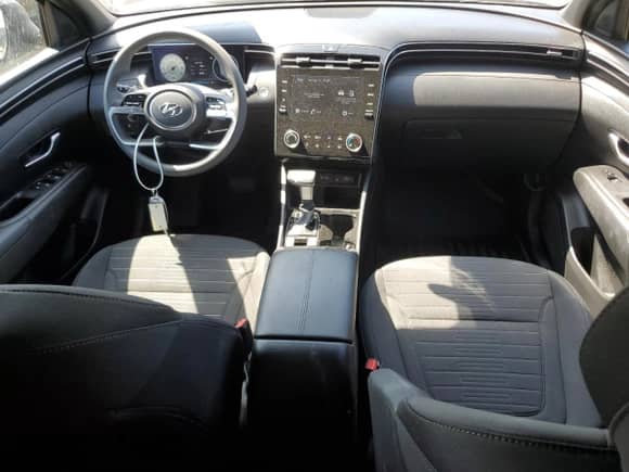 2023 Hyundai Santa Cruz Night Edition z VIN 5NTJCDAF7PH048860, wystawiony jako Copart lot #72808944 z przebiegiem 11 449 mil mil oraz Szkoda całkowita • Salvage title. Historia ofert i sprzedaży dostępna na DreamBid. Obrazek 8.