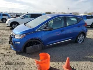 ✅ 2020 Chevrolet Bolt EV LT • VIN: 1G1FY6S0XL4139349 • Lot: 45124375. Wystawiony na Copart z przebiegiem Nie podano. Bezpłatny archiwum sprzedaży aukcyjnych z USA i szczegółowy raport historii pojazdu na DreamBid. Zdjęcie 1.