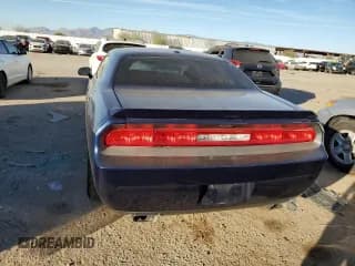 ✅ 2013 Dodge Challenger SXT • VIN: 2C3CDYAG5DH596398 • Lot: 82259954. Wystawiony na Copart z przebiegiem 107 387 mil. Bezpłatny archiwum sprzedaży aukcyjnych z USA i szczegółowy raport historii pojazdu na DreamBid. Zdjęcie 6.