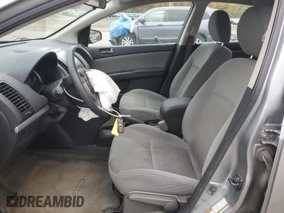 ✅ 2010 Nissan Sentra SR • VIN: 3N1AB6AP3AL725290 • Lot: 82697505. Wystawiony na Copart z przebiegiem 117 747 mil. Bezpłatny archiwum sprzedaży aukcyjnych z USA i szczegółowy raport historii pojazdu na DreamBid. Zdjęcie 7.