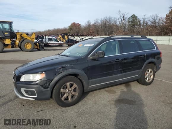 ✅ 2013 Volvo XC70 3.2L • VIN: YV4940BZ5D1147922 • Лот: 91224355. Опубликован ранее на Copart с пробегом 104 070 миль. Бесплатный доступ к архиву аукционных продаж из США и подробный отчёт об истории автомобиля на DreamBid. Изображение 1.