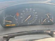 ✅ 2004 Saab 9-5 Arc • VIN: YS3ED49A443012159 • Lot: 89684835. Wystawiony na Copart z przebiegiem 198 447 mil. Bezpłatny archiwum sprzedaży aukcyjnych z USA i szczegółowy raport historii pojazdu na DreamBid. Zdjęcie 9.