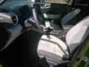 ✅ 2024 Hyundai Venue SEL • VIN: KMHRC8A35RU281834 • Лот: 76962894. Размещён на Copart с пробегом 18 010 миль миль. Получите бесплатный доступ к архиву аукционных продаж из США и посмотрите подробный отчёт об истории автомобиля на DreamBid. Изображение 7.