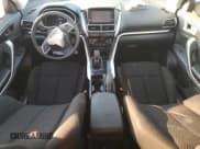 ✅ 2020 Mitsubishi Eclipse Cross ES • VIN: JA4AS3AA6LZ036423 • Lot: 89547065. Wystawiony na Copart z przebiegiem 91 347 mil. Bezpłatny archiwum sprzedaży aukcyjnych z USA i szczegółowy raport historii pojazdu na DreamBid. Zdjęcie 8.