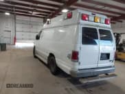 ✅ 2011 Ford Econoline Cargo Commercial • VIN: 1FDSS3EL6BDB11408 • Lot: 41491073. Wystawiony na IAAI z przebiegiem 360 229 mil. Bezpłatny archiwum sprzedaży aukcyjnych z USA i szczegółowy raport historii pojazdu na DreamBid. Zdjęcie 3.