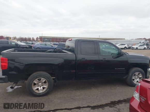 ✅ 2019 Chevrolet Silverado 1500 LT • VIN: 2GCRCPEC8K1112403 • Лот: 43682953. Опубликован ранее на IAAI с пробегом 127 946 миль. Бесплатный доступ к архиву аукционных продаж из США и подробный отчёт об истории автомобиля на DreamBid. Изображение 14.