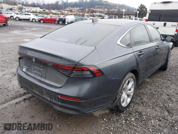 ✅ 2024 Honda Accord LX • VIN: 1HGCY1F2XRA035965 • Lot: 43222772. Listed on IAAI with 39,541 mi. Free auction sales archive from the USA and detailed vehicle history report at DreamBid. Image 4.
