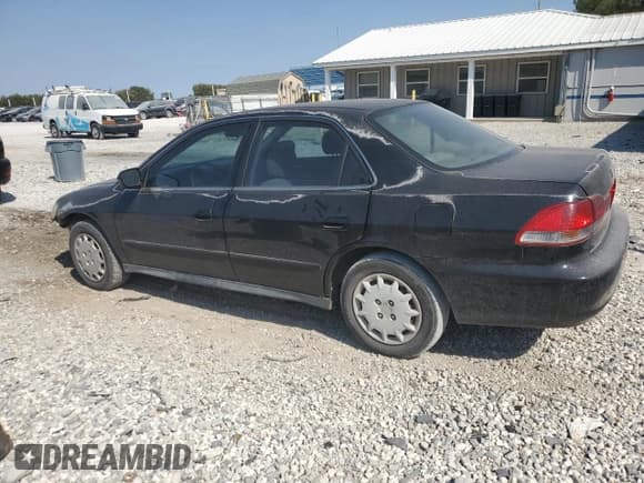 ✅ 2002 Honda Accord LX • VIN: 1HGCG55422A065867 • Lot: 75546674. Wystawiony na Copart z przebiegiem 200 978 mil. Bezpłatny archiwum sprzedaży aukcyjnych z USA i szczegółowy raport historii pojazdu na DreamBid. Zdjęcie 2.