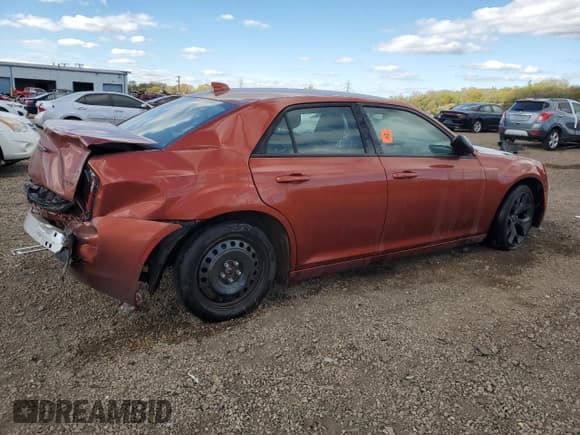 ✅ 2021 Chrysler 300 Touring • VIN: 2C3CCAAG6MH657588 • Lot: 90093565. Listed on Copart with 106,452 mi. Free auction sales archive from the USA and detailed vehicle history report at DreamBid. Image 3.