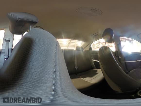 ✅ 2018 Hyundai Accent SE • VIN: 3KPC24A37JE033464 • Lot: 92065825. Wystawiony na Copart z przebiegiem 97 601 mil. Bezpłatny archiwum sprzedaży aukcyjnych z USA i szczegółowy raport historii pojazdu na DreamBid. Zdjęcie 14.