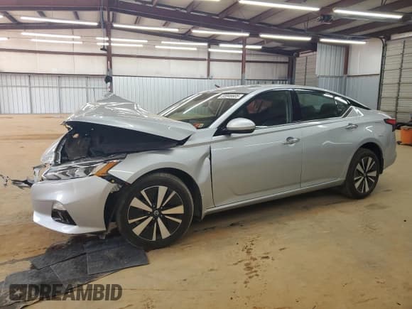 ✅ 2022 Nissan Altima SL • VIN: 1N4BL4EW2NN420864 • Lot: 55946605. Wystawiony na Copart z przebiegiem 39 576 mil. Bezpłatny archiwum sprzedaży aukcyjnych z USA i szczegółowy raport historii pojazdu na DreamBid. Zdjęcie 1.
