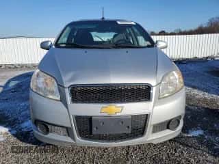 2010 Chevrolet Aveo 1LT z VIN KL1TD6DE9AB127210, wystawiony jako Copart lot #89263055 z przebiegiem 79 578 mil mil oraz Czysty tytuł • Clean title. Historia ofert i sprzedaży dostępna na DreamBid. Obrazek 5.