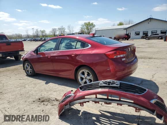 ✅ 2019 Chevrolet Cruze Premier • VIN: 1G1BF5SM3K7123458 • Lot: 52916845. Wystawiony na Copart z przebiegiem 96 980 mil mil. Skorzystaj z bezpłatnego archiwum sprzedaży aukcyjnych z USA i zobacz szczegółowy raport historii pojazdu na DreamBid. Zdjęcie 2.