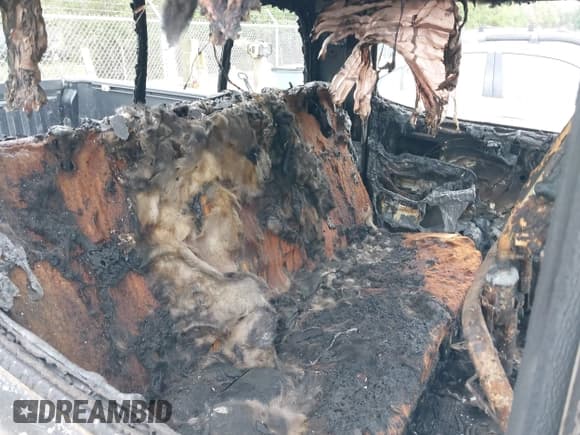 ✅ 2010 Toyota Tacoma PreRunner • VIN: 3TMJU4GN7AM093275 • Lot: 41994759. Listed on IAAI with Not provided. Free auction sales archive from the USA and detailed vehicle history report at DreamBid. Image 8.