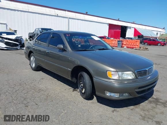 ✅ 1998 Infiniti I30 Standard • VIN: JNKCA21A2WT617242 • Лот: 41312275. Опубликован ранее на IAAI с пробегом Не указан. Бесплатный доступ к архиву аукционных продаж из США и подробный отчёт об истории автомобиля на DreamBid. Изображение 1.