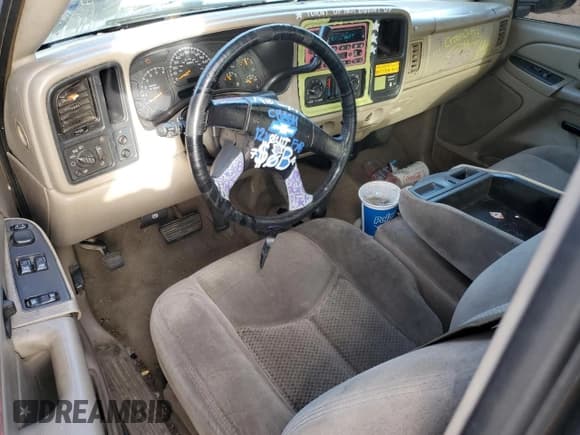 ✅ 2004 Chevrolet Silverado 1500 Z71 • VIN: 1GCEK19T24E242168 • Lot: 87026935. Listed on Copart with 251,155 mi. Free auction sales archive from the USA and detailed vehicle history report at DreamBid. Image 8.