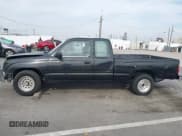 ✅ 1998 Toyota Tacoma • VIN: 4TAVL52N8WZ094857 • Лот: 43677112. Опубликован ранее на IAAI с пробегом 242 052 миль. Бесплатный доступ к архиву аукционных продаж из США и подробный отчёт об истории автомобиля на DreamBid. Изображение 14.