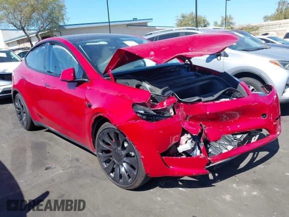 ✅ 2023 Tesla Model Y Performance • VIN: 7SAYGDEF9PF924907 • Lot: 43384203. Wystawiony na IAAI z przebiegiem 16 211 mil. Bezpłatny archiwum sprzedaży aukcyjnych z USA i szczegółowy raport historii pojazdu na DreamBid. Zdjęcie 1.