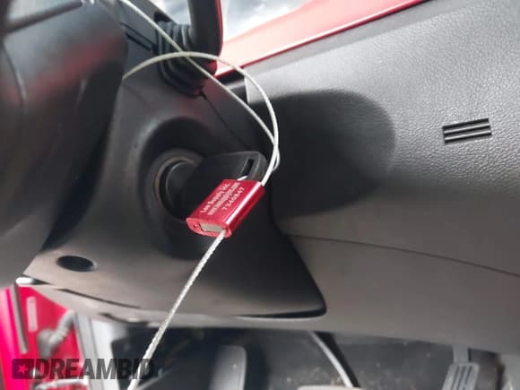 ✅ 2008 Pontiac G8 • VIN: 6G2ER57748L136659 • Лот: 43694061. Опубликован ранее на IAAI с пробегом 162 740 миль. Бесплатный доступ к архиву аукционных продаж из США и подробный отчёт об истории автомобиля на DreamBid. Изображение 11.