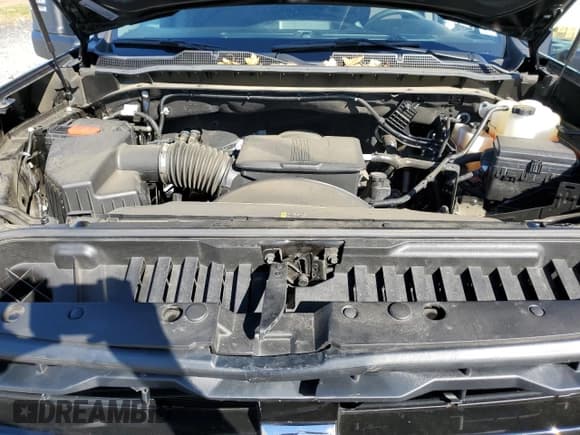 ✅ 2025 Chevrolet Silverado 2500HD Custom • VIN: 2GC4KME71S1177382 • Лот: 85828315. Опубликован ранее на Copart с пробегом 19 754 миль. Бесплатный доступ к архиву аукционных продаж из США и подробный отчёт об истории автомобиля на DreamBid. Изображение 11.