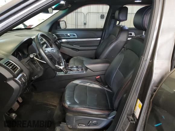 ✅ 2017 Ford Explorer Sport • VIN: 1FM5K8GT4HGC28614 • Lot: 57759305. Wystawiony na Copart z przebiegiem 126 587 mil. Bezpłatny archiwum sprzedaży aukcyjnych z USA i szczegółowy raport historii pojazdu na DreamBid. Zdjęcie 7.