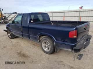 2002 Chevrolet S-10 LS с VIN 1GCCS19W028222496, выставлен на аукционе Copart как лот 79885724 с пробегом 170 291 миль миль и Списание • Salvage title. История ставок и продаж доступна на DreamBid. Изображение 2.