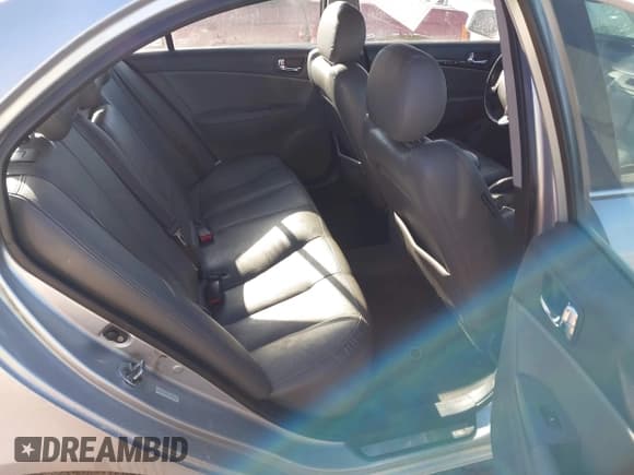 ✅ 2009 Hyundai Sonata Limited • VIN: 5NPEU46F39H429629 • Лот: 41412212. Опубликован ранее на IAAI с пробегом 222 511 миль. Бесплатный доступ к архиву аукционных продаж из США и подробный отчёт об истории автомобиля на DreamBid. Изображение 8.