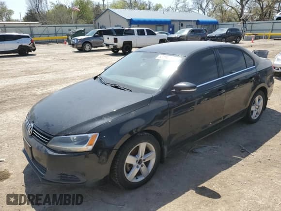 ✅ 2013 Volkswagen Jetta TDI w/Premium • VIN: 3VWLL7AJ2DM203752 • Lot: 52490645. Listed on Copart with 189,888 mi. Free auction sales archive from the USA and detailed vehicle history report at DreamBid. Image 1.