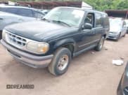 ✅ 1995 Ford Explorer Eddie Bauer • VIN: 1FMDU32X0SUC18495 • Lot: 42412390. Listed on IAAI with 258,423 mi. Free auction sales archive from the USA and detailed vehicle history report at DreamBid. Image 2.
