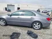 ✅ 2005 Acura RL • VIN: JH4KB16525C006978 • Lot: 41800979. Wystawiony na IAAI z przebiegiem 213 501 mil. Bezpłatny archiwum sprzedaży aukcyjnych z USA i szczegółowy raport historii pojazdu na DreamBid. Zdjęcie 14.