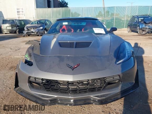 ✅ 2015 Chevrolet Corvette Z06 3LZ • VIN: 1G1YU2D62F5607250 • Lot: 43440306. Listed on IAAI with 17,680 mi. Free auction sales archive from the USA and detailed vehicle history report at DreamBid. Image 13.
