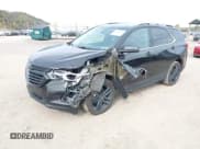 ✅ 2020 Chevrolet Equinox LT • VIN: 2GNAXVEX8L6194671 • Lot: 43563682. Wystawiony na IAAI z przebiegiem 81 671 mil. Bezpłatny archiwum sprzedaży aukcyjnych z USA i szczegółowy raport historii pojazdu na DreamBid. Zdjęcie 2.