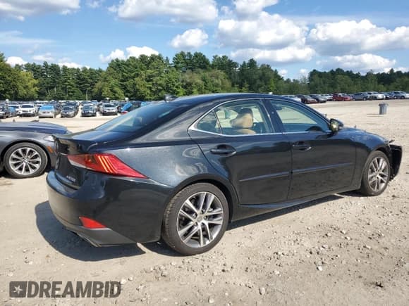 ✅ 2018 Lexus IS 300 • VIN: JTHC81D21J5031090 • Lot: 71398845. Wystawiony na Copart z przebiegiem 52 799 mil. Bezpłatny archiwum sprzedaży aukcyjnych z USA i szczegółowy raport historii pojazdu na DreamBid. Zdjęcie 3.