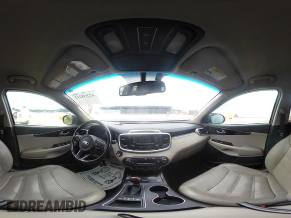 ✅ 2016 Kia Sorento EX • VIN: 5XYPHDA59GG121557 • Lot: 42358212. Listed on IAAI with 186,035 mi. Free auction sales archive from the USA and detailed vehicle history report at DreamBid. Image 19.