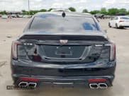 ✅ 2023 Cadillac CT5-V • VIN: 1G6DR5RW8P0130391 • Lot: 53376695. Wystawiony na Copart z przebiegiem 7 281 mil. Bezpłatny archiwum sprzedaży aukcyjnych z USA i szczegółowy raport historii pojazdu na DreamBid. Zdjęcie 6.